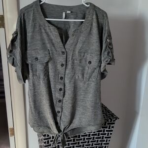 Women's Green/Gray Button-Up Top